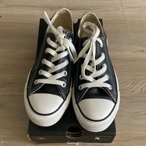 Converse Low Leather M3 W5